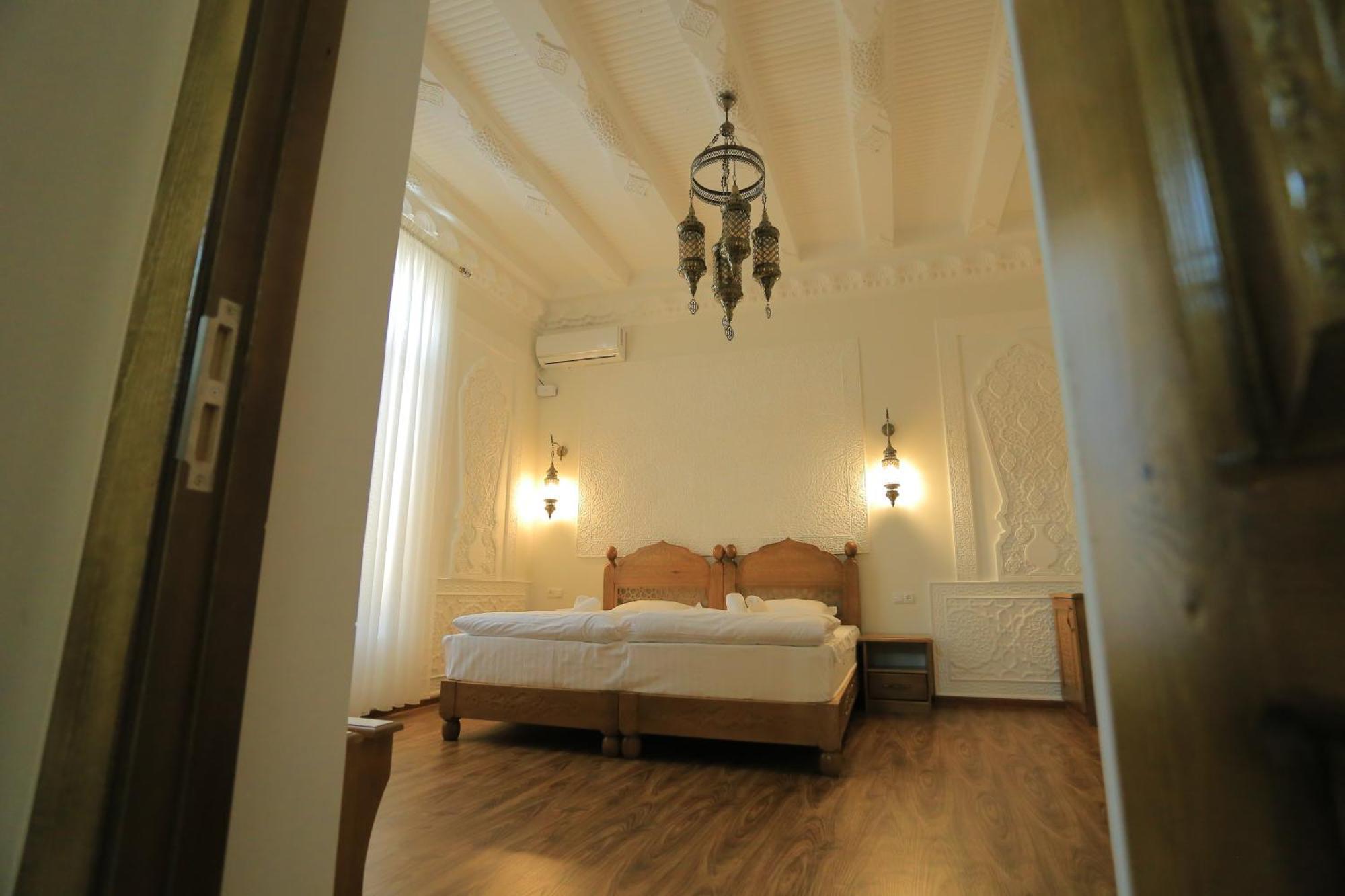Guesthouse Muqaddam Bukhara Eksteriør bilde