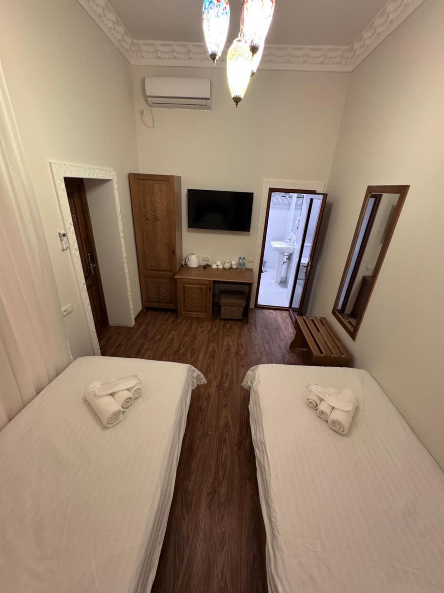 Guesthouse Muqaddam Bukhara Eksteriør bilde