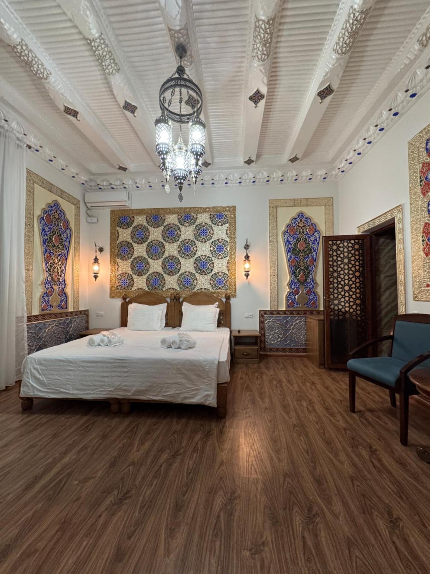 Guesthouse Muqaddam Bukhara Eksteriør bilde